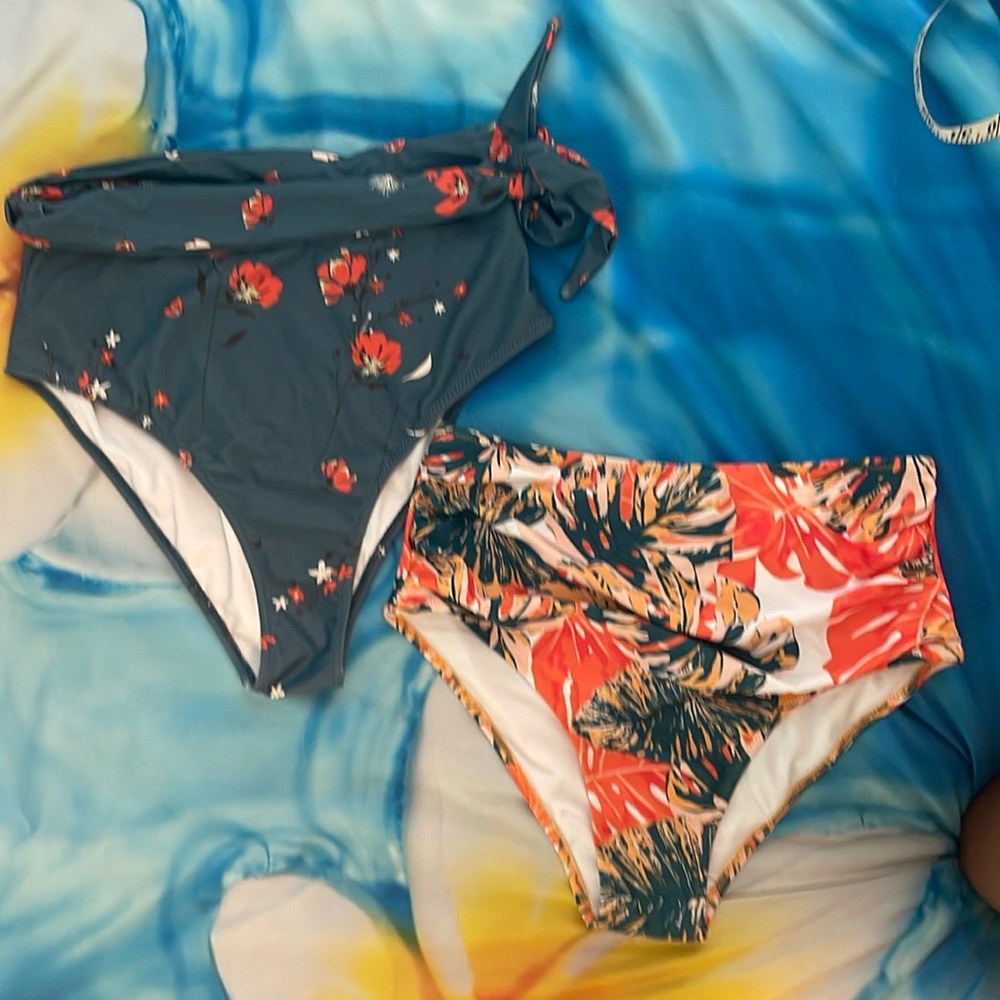 Pair of Hight Waist Full Coverage Bikini Bottoms